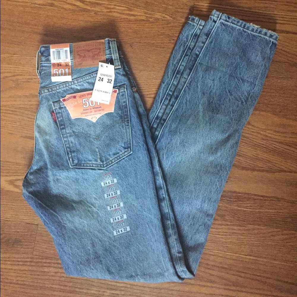 Levi's 501 Straight Leg Jeans